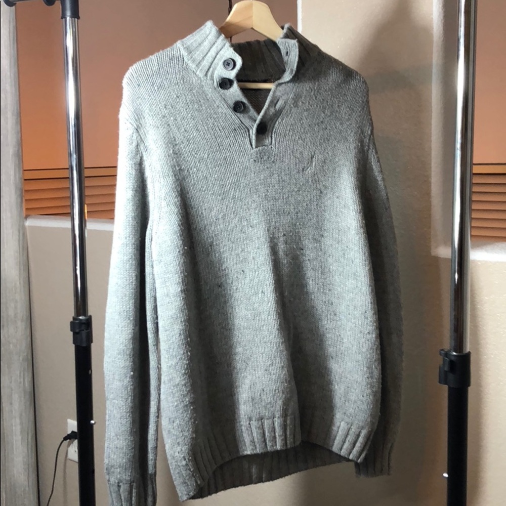 Barely worn nautica sweater